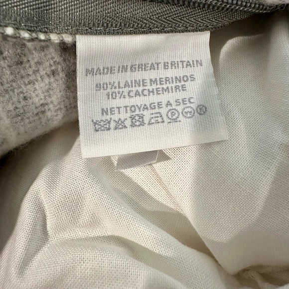 NEW Set of 2 HERMES Avalon Small Baby Pillow Cashmere Gris Perle w/ Receipt - Picture 6 of 10